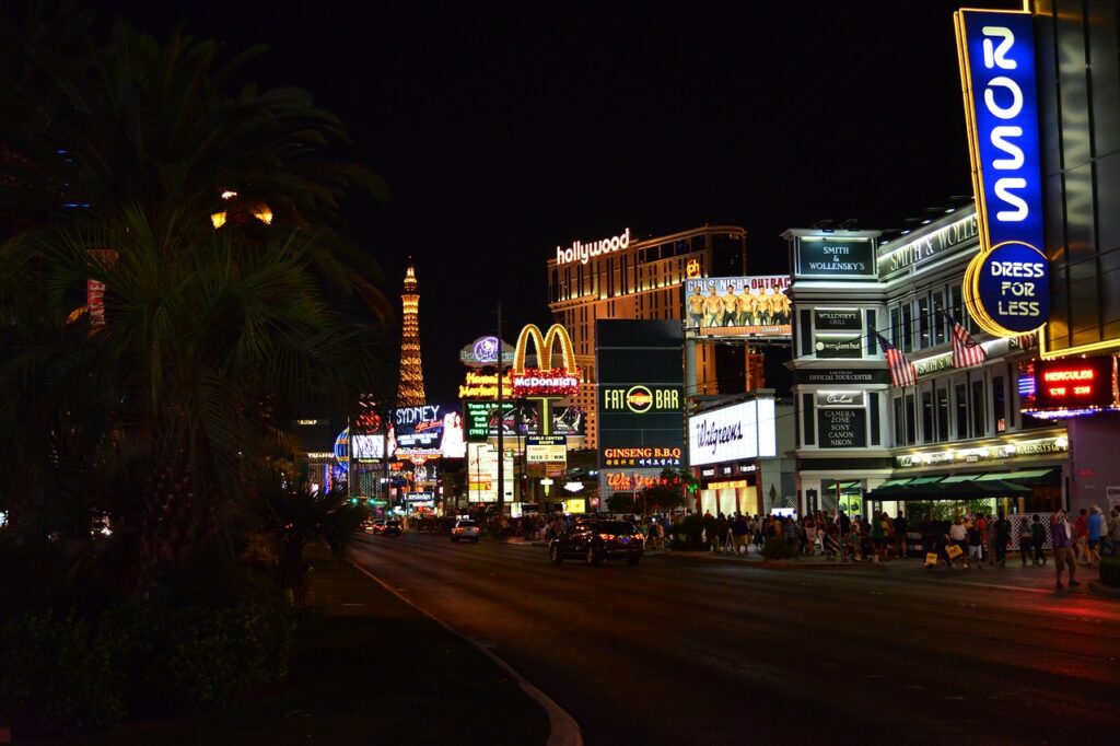 las vegas, night, road-602569.jpg